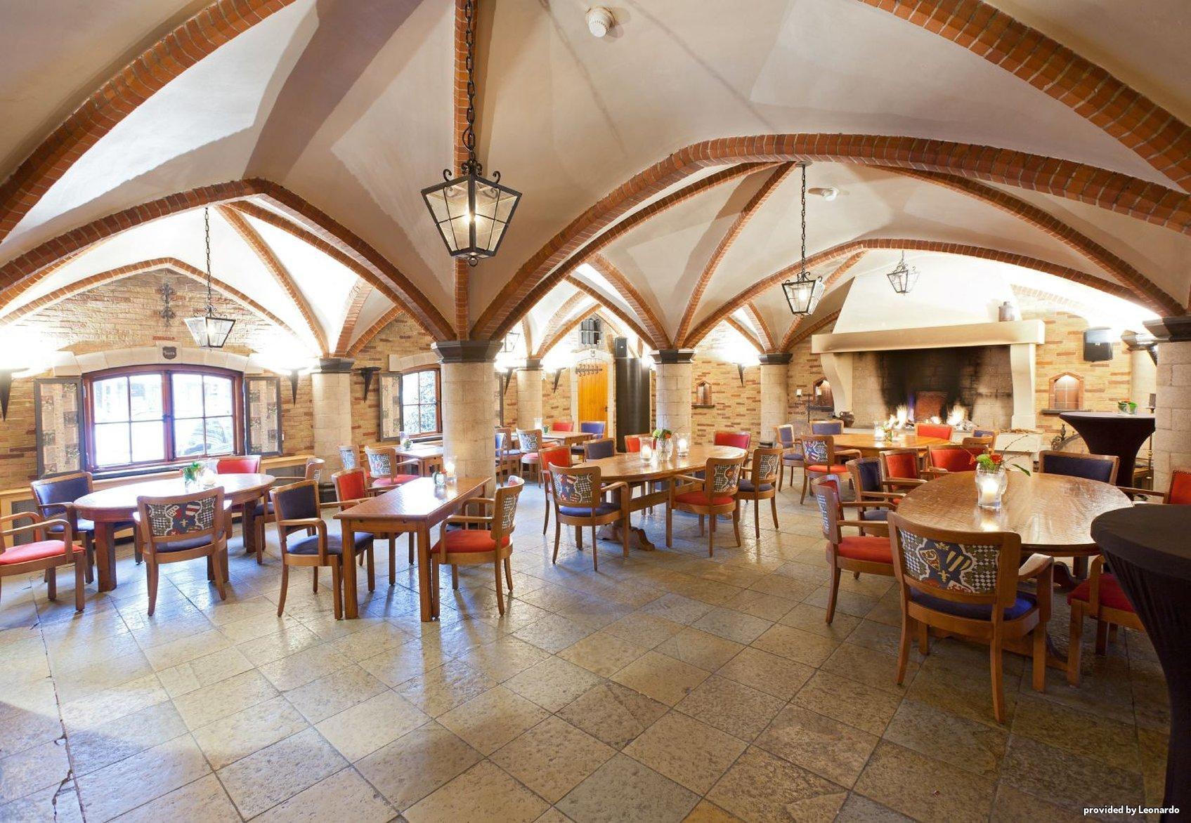Hotel Restaurant De Zwaan Raalte Restaurant bilde